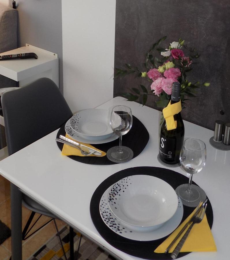 Feszek Apartman ショプロン エクステリア 写真